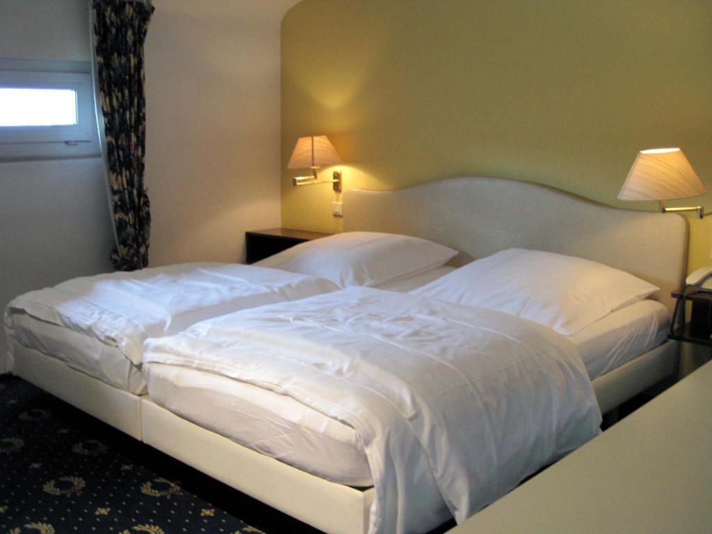 Haus Litzbruck Hotel Düsseldorf Camera foto