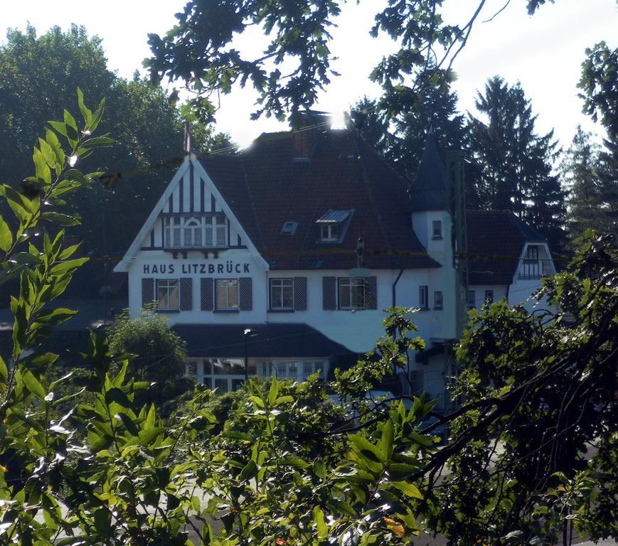 Haus Litzbruck Hotel Düsseldorf Esterno foto