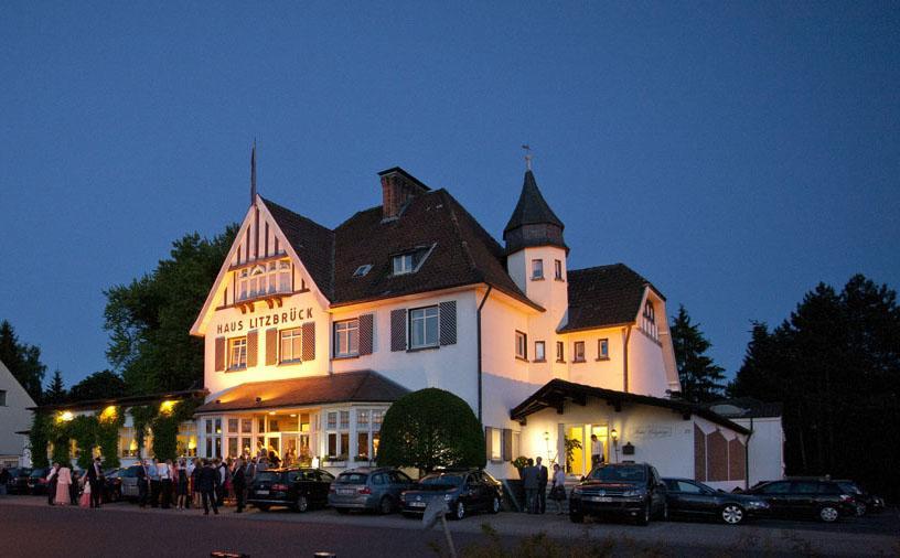 Haus Litzbruck Hotel Düsseldorf Esterno foto
