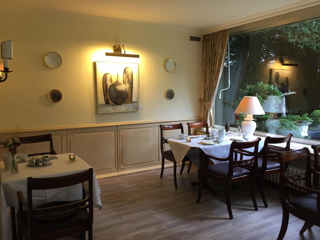 Haus Litzbruck Hotel Düsseldorf Esterno foto