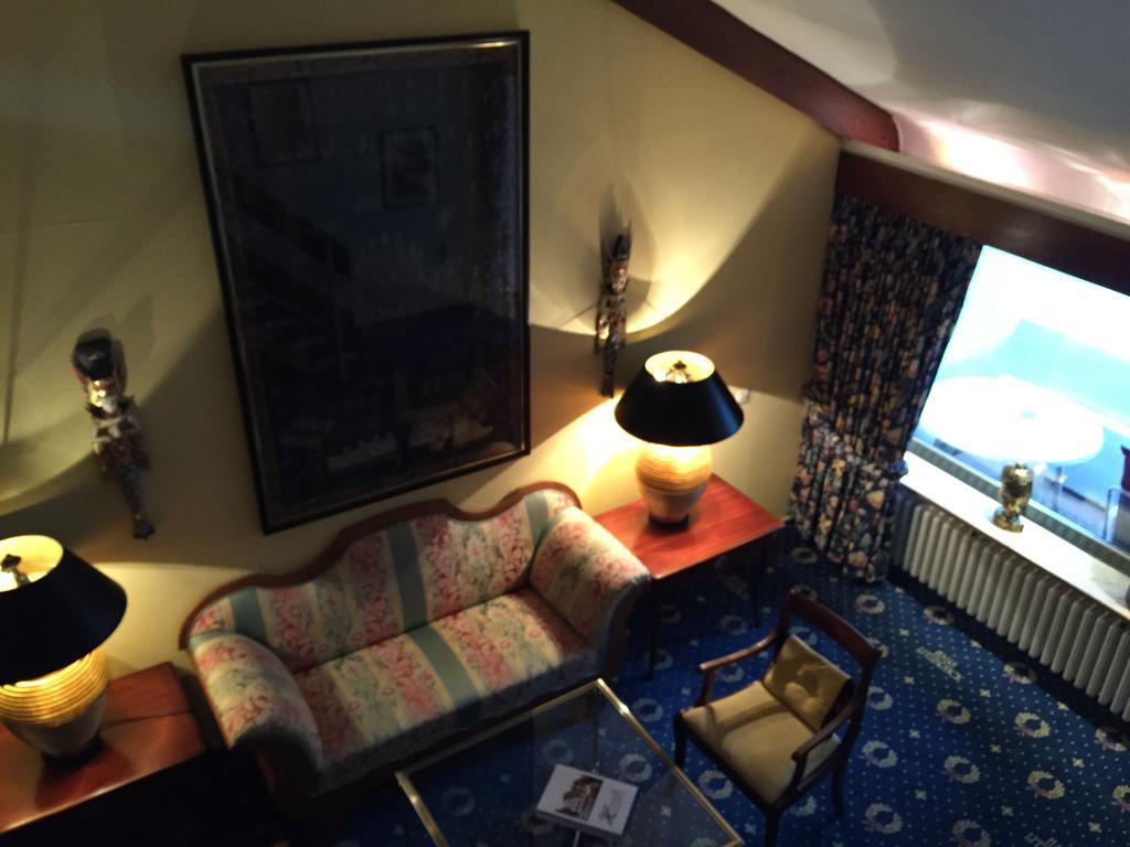 Haus Litzbruck Hotel Düsseldorf Esterno foto