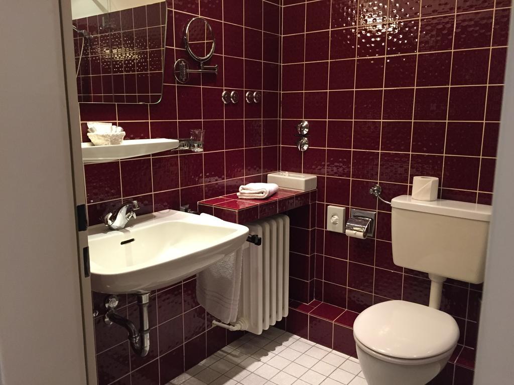 Haus Litzbruck Hotel Düsseldorf Camera foto