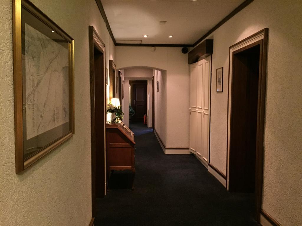 Haus Litzbruck Hotel Düsseldorf Esterno foto