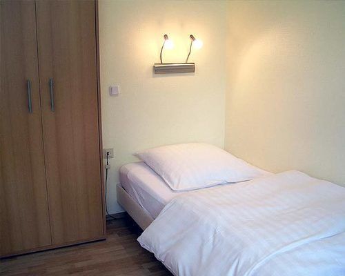 Haus Litzbruck Hotel Düsseldorf Esterno foto