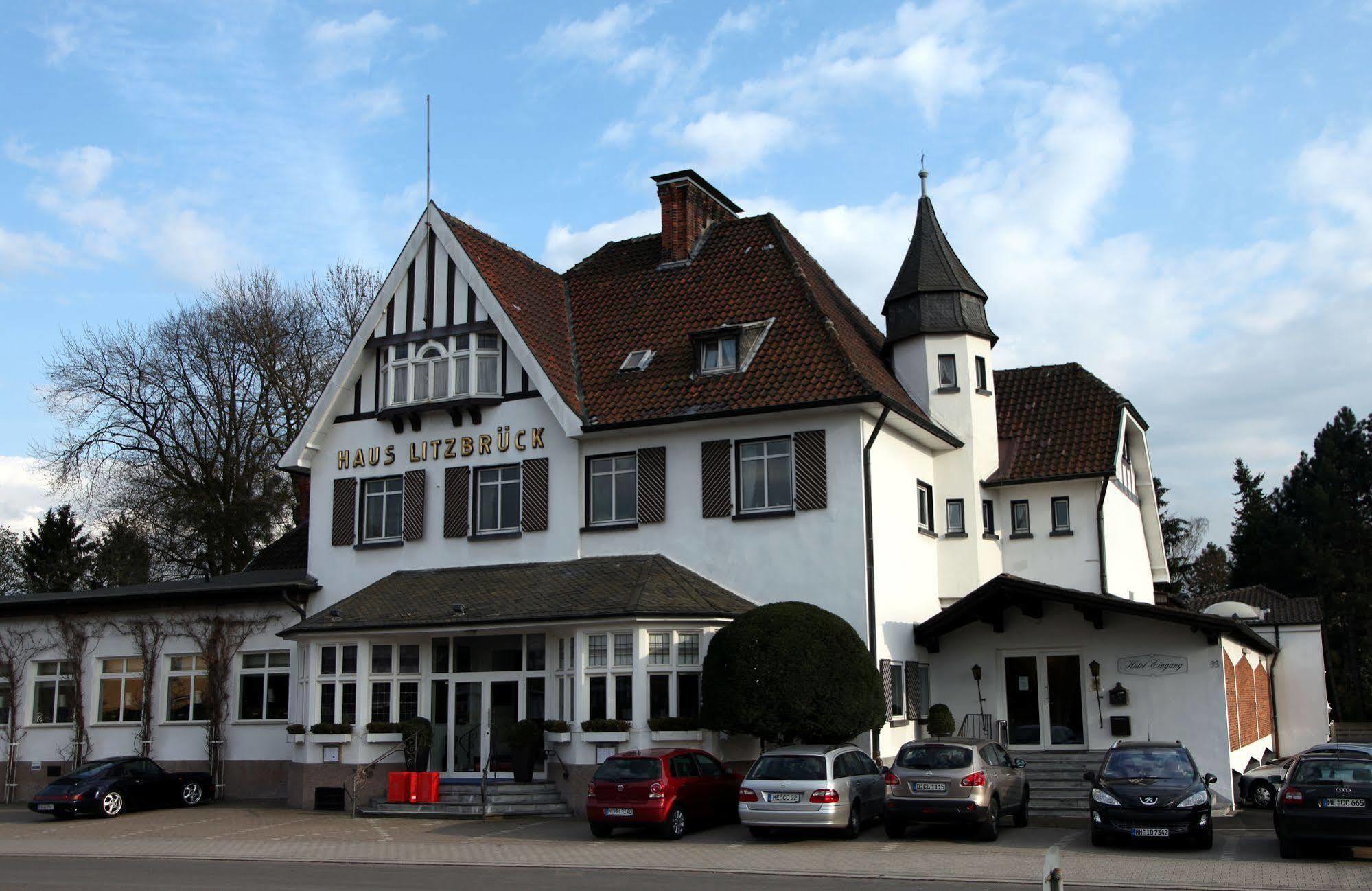 Haus Litzbruck Hotel Düsseldorf Esterno foto